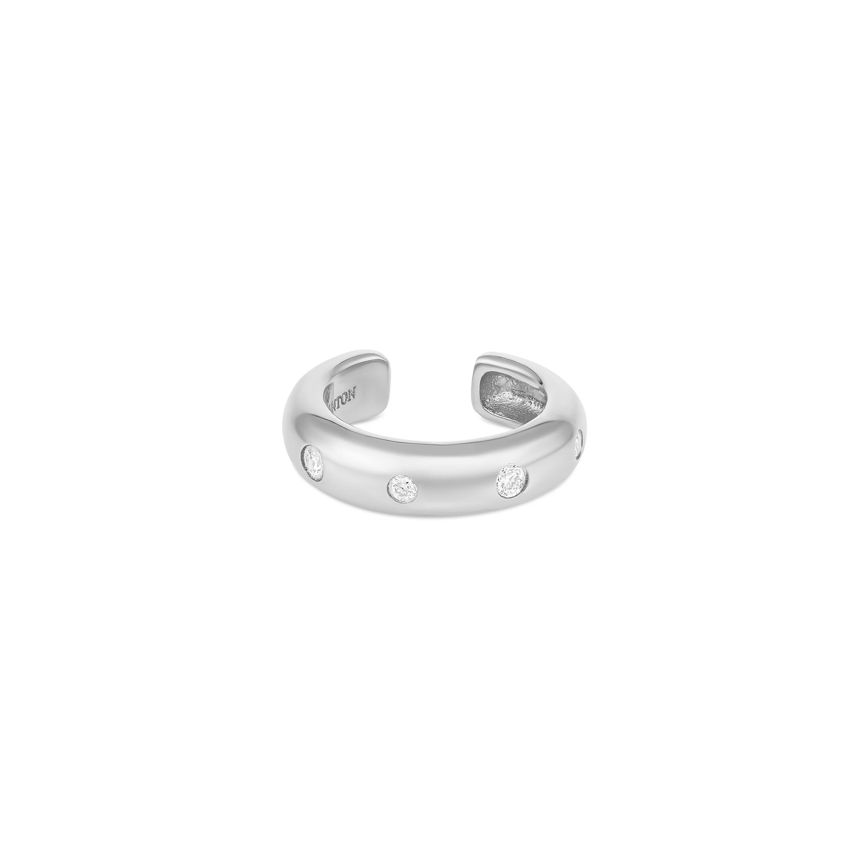 Capri Dreaming® Pebble Ear Cuff Medium | White Gold - Image 2