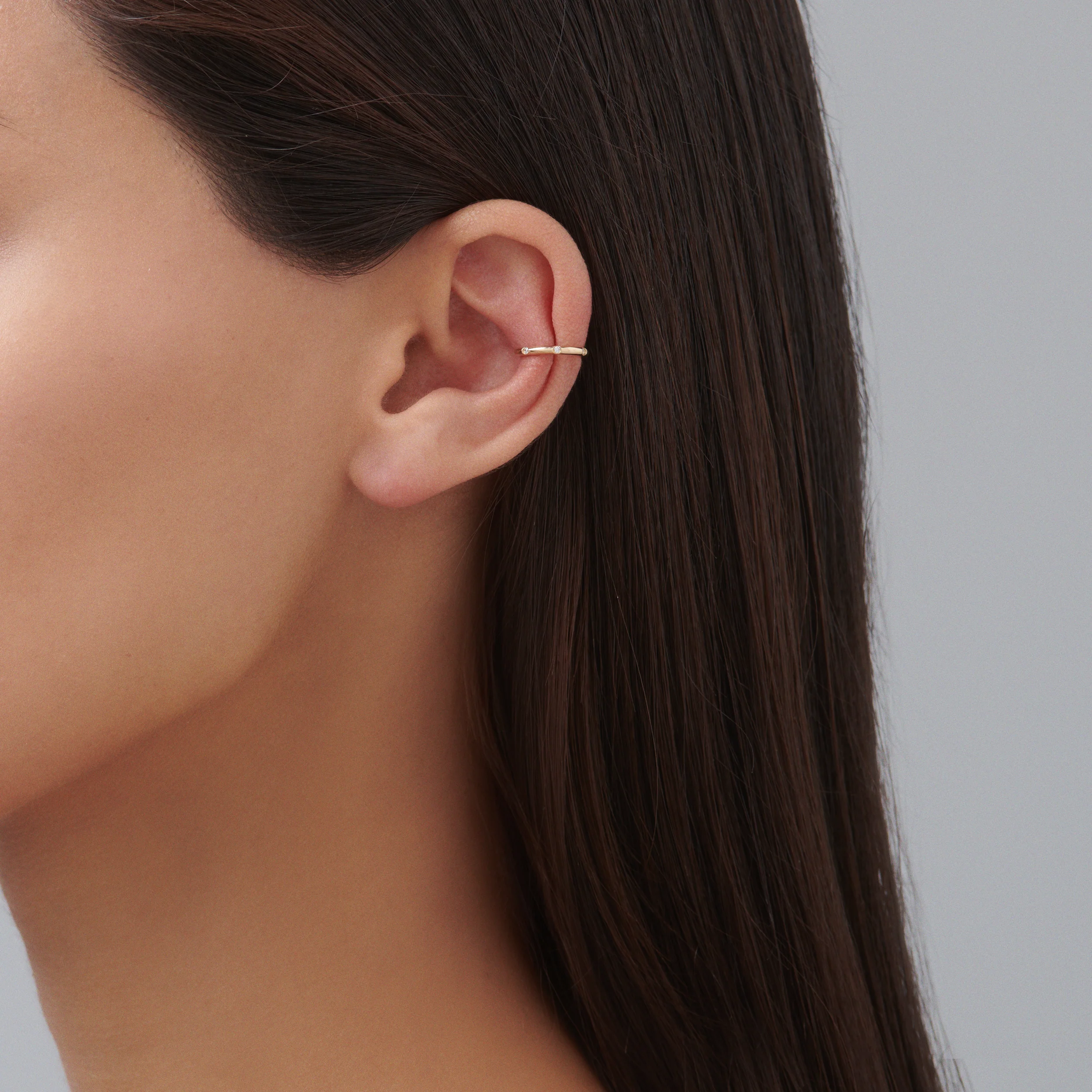 Capri Dreaming® Pebble Ear Cuff Small | White Gold - Image 4