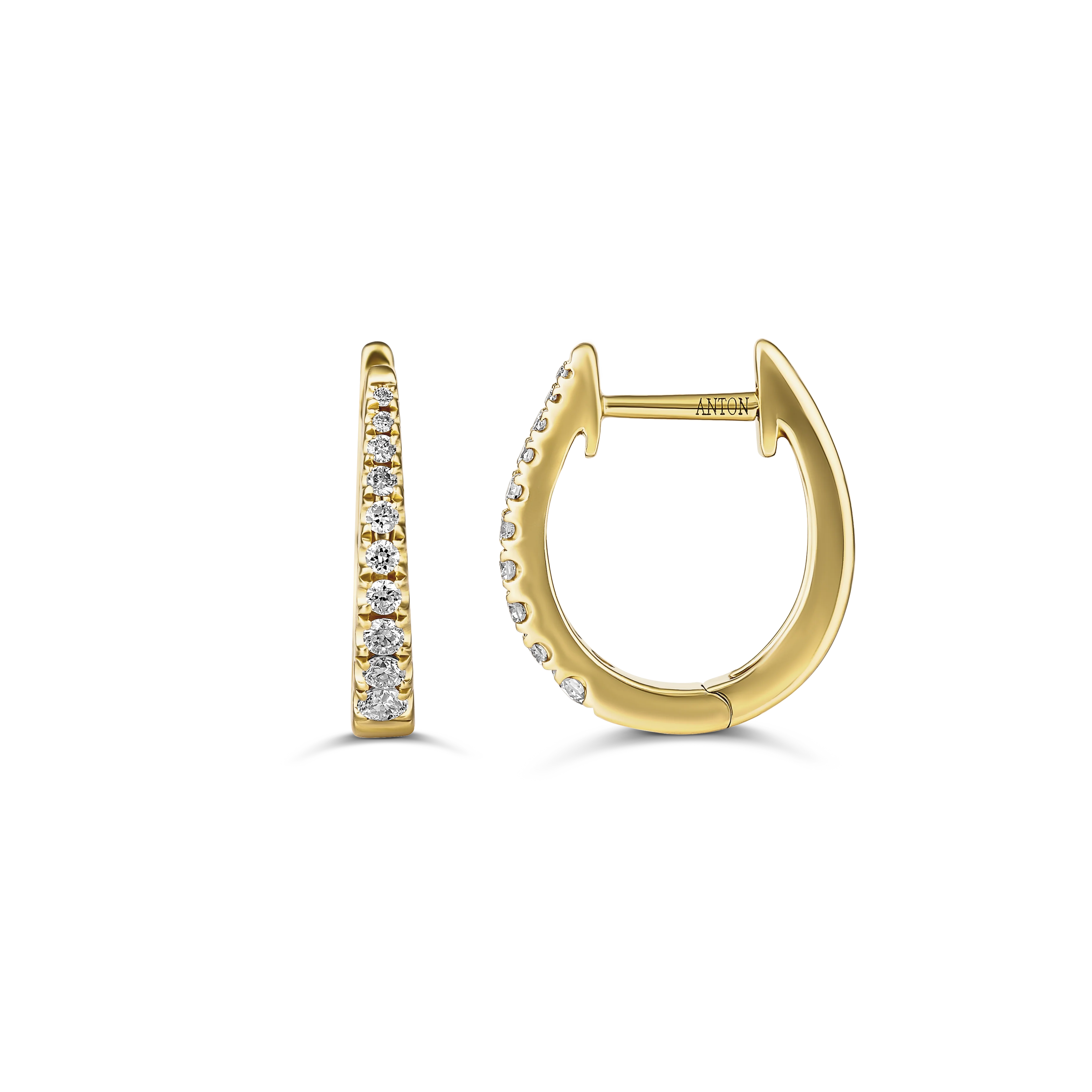 Classic Pear Shape Tapered Huggies Mini 13mm | 18K Yellow Gold