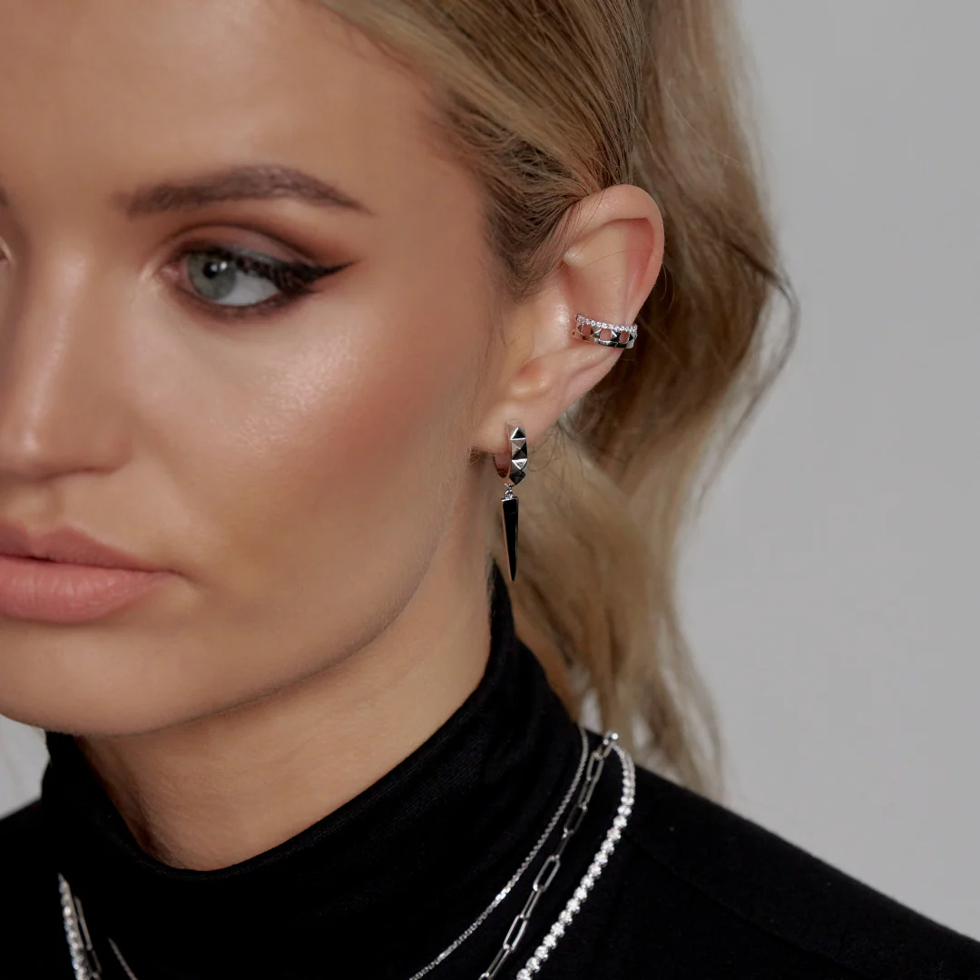 R.08® Single Ear Cuff with Diamonds | 18K White Gold - Image 8